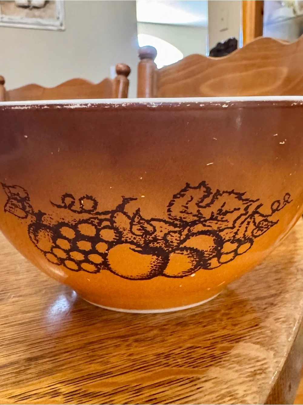 Pyrex Cinderella Brown and White Floral Fruit Mixing Bowl (smallest size)